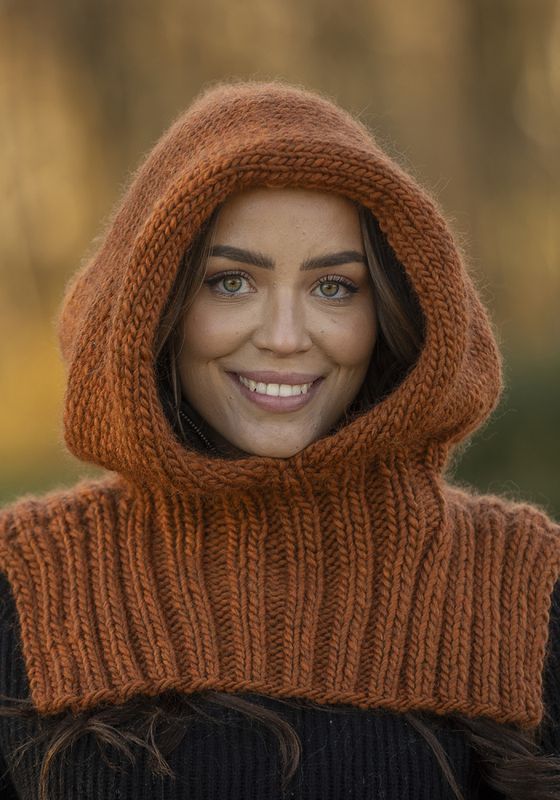 Hood-hette i Viking Snorre -Oppskrift (selges kun med garn)