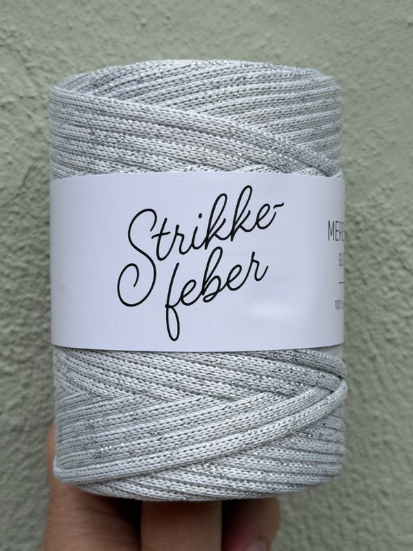 Mere Snor Glitter