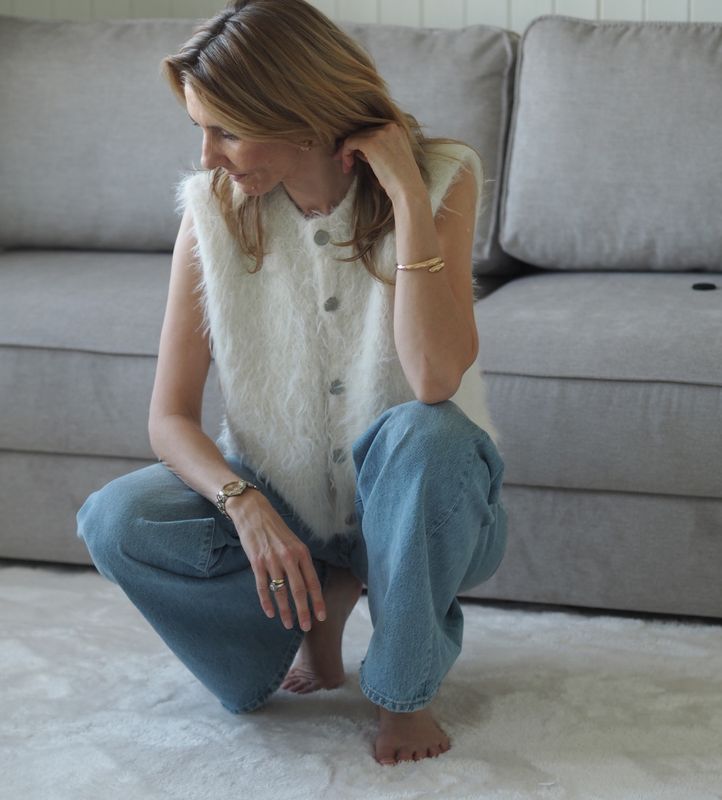 Fuzzy vest i Basta av Tove Lindtein | Strikkepakke