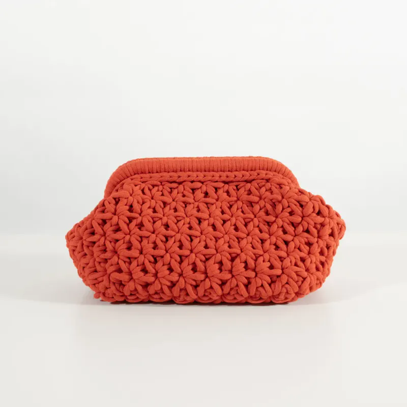 Jasmine Clutch i Tubegarn 4 mm | Heklepakke