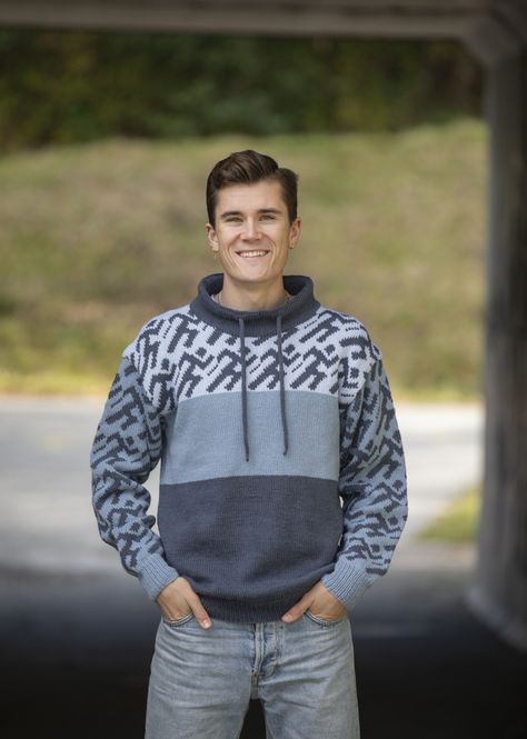 Hovedbilde Jakob-genser i Viking Alpaca Storm (blå) | Strikkepakke