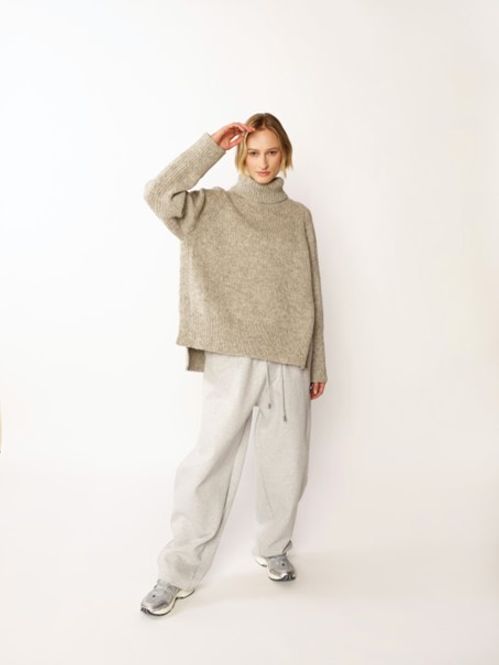 Hovedbilde Annie raglangenser i Fivel | Strikkepakke